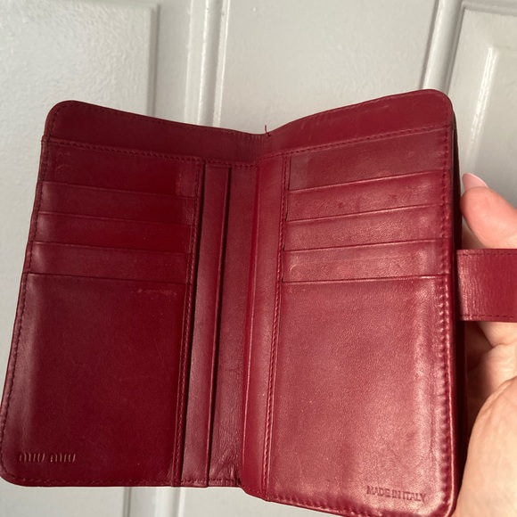 Miu Miu leather bow croc emboss wallet - Picture 10 of 13